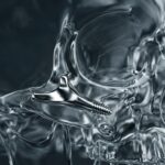Fotografia em macro hiper-realista de um implante zigomático de titânio cirúrgico perfeitamente ancorado em um modelo de crânio anatômico translúcido, simbolizando a estabilidade biomecânica avançada para reabilitação oral de maxilas atróficas.